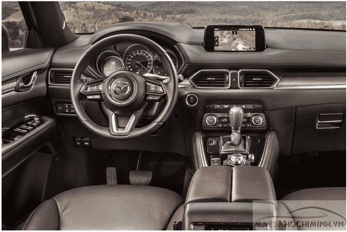Nội thất Mazda CX8 2019 sử dụng chất liệu ghế da Nappa da thật