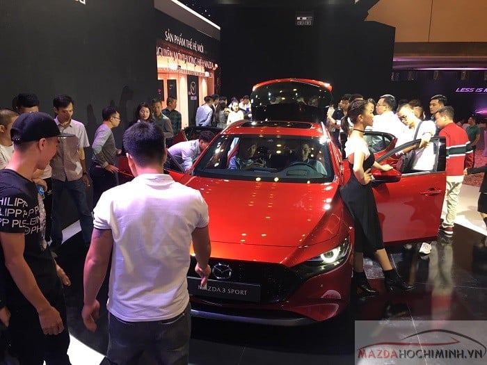 Mazda 3 2020 mới hoàn toàn: Cạnh tranh không nằm ở giá