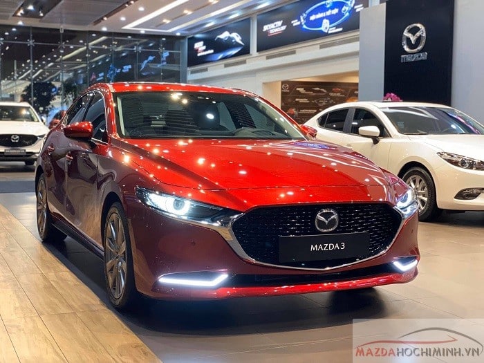 Cần bán xe Mazda 3 Luxury năm sản xuất 2020 màu trắng giá chỉ 759 triệu