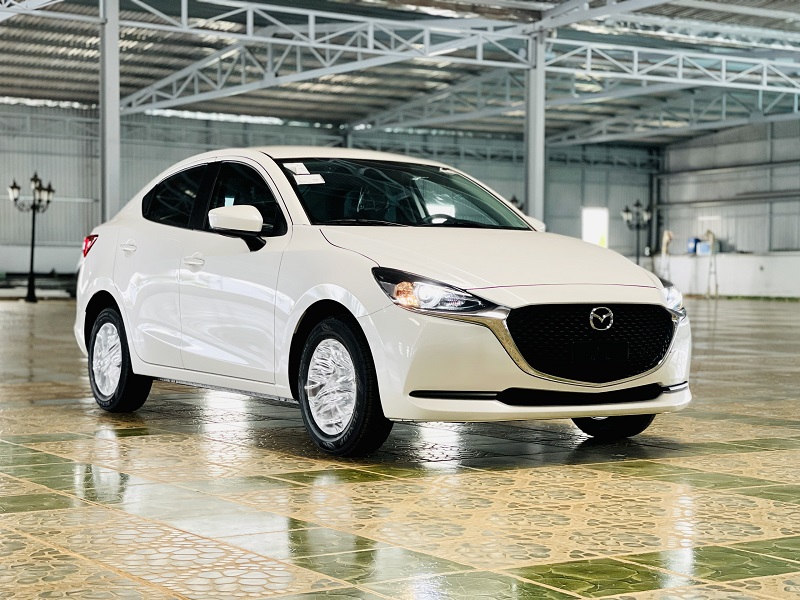 Hình ảnh Mazda 2 2021 màu trắng